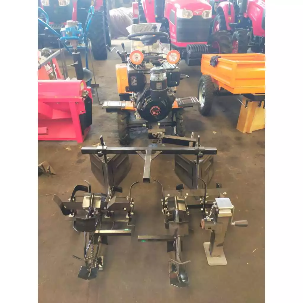 Mesin Traktor Mini 4 Roda GALAXY / Cultivator 4WD / Bajak Sawah Kebun Kering Basah 10 HP